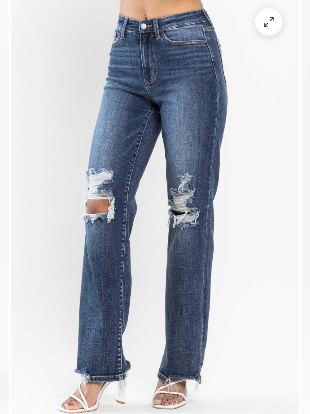 Judy Blue Medium Wash Distressed Straight Leg Jeans